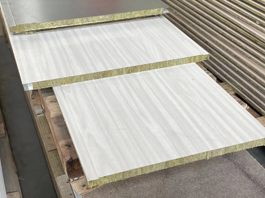 kupować Izolowane panele kompozytowe do budowy łodzi 2500 mm x 550 mm x 25 mm produkcja online